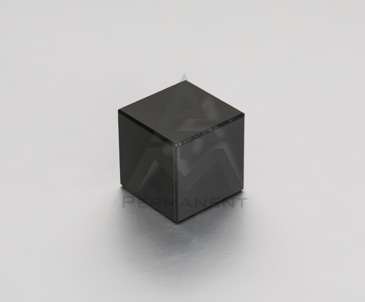 Neodymiun magnet cube shape with epoxy coating