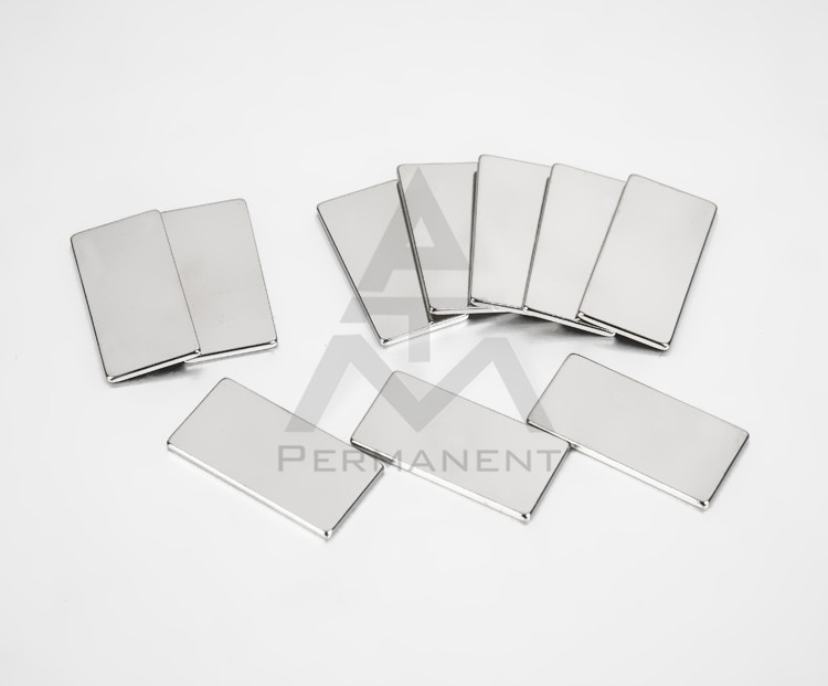 Sheet neodymium magnet nickel coating for electronic