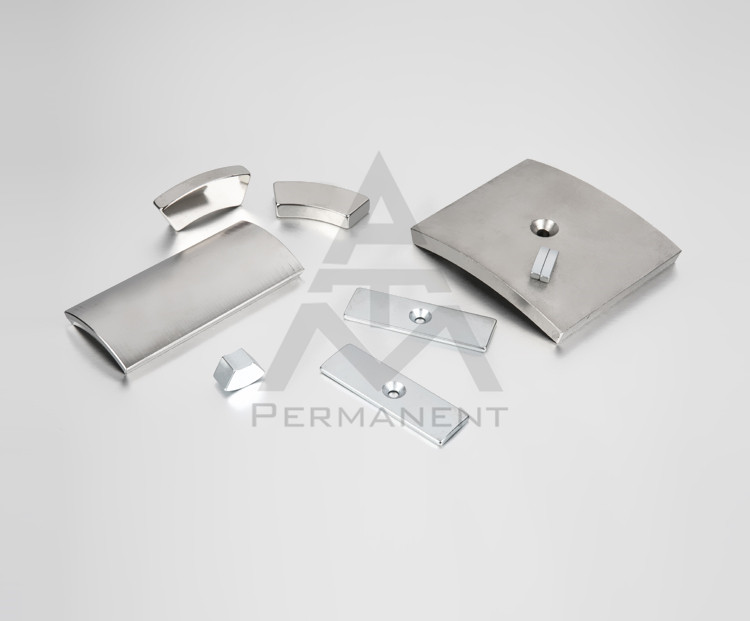 Tile shape neodymium magnets with NdFeB magnetic material nickel coating